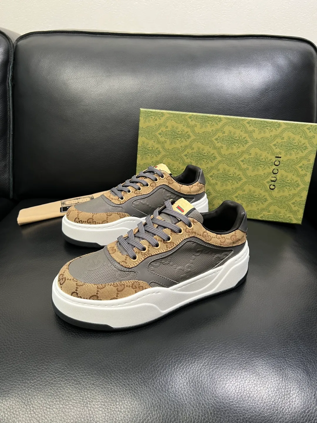 Men's shoes 💰840 Gucci high quality top crafts Gucci counter new original factory configuration, imported cowhide fabric from Italy, imported cowhide lining, breathable and comfortable, sole: original factory special supply original sole super comfortable, original factory and single goods, welcome to compare, code number 38-44 (customized 45 46)